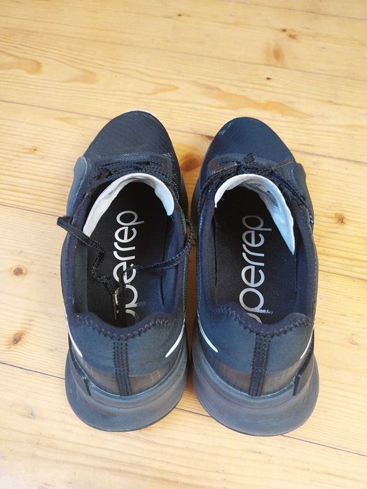 Okazja!! 2 pary butów w idealnym stanie NIKE.