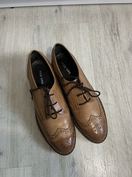 Взуття туфлі класичні оксфорди шкіряні