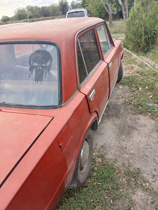 Продам ваз 21013