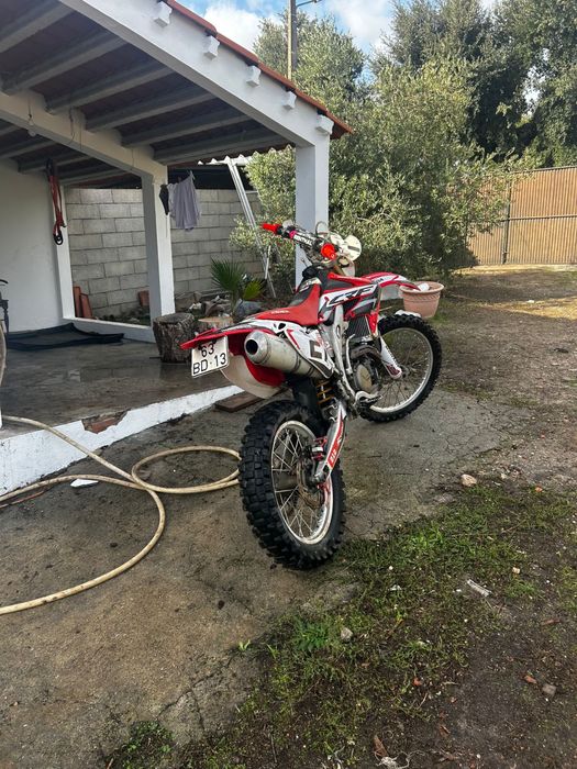 CRF 450x matriculada