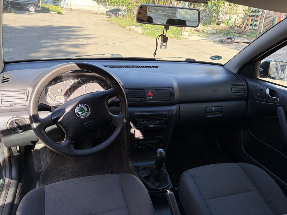 Skoda octavia 2003 1,6 mpi