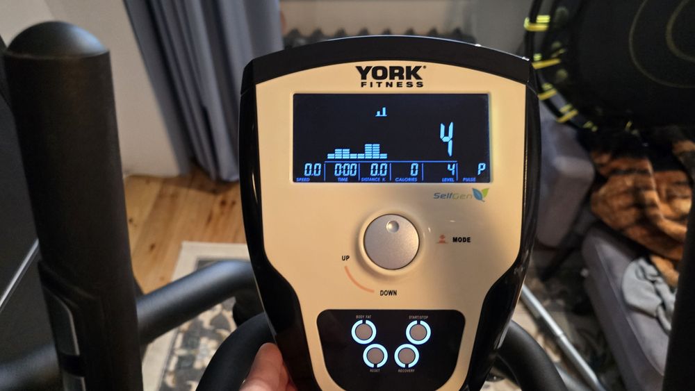 Trenażer (orbitrek) eliptyczny Perform York X230