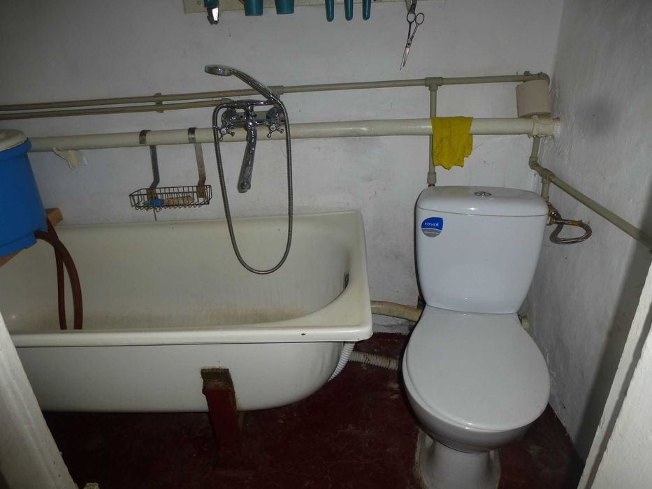 Продам будинок в м. Змііів