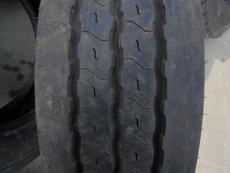 Opona 215/75R17.5 Goodyear Kmax T ( 550 netto)