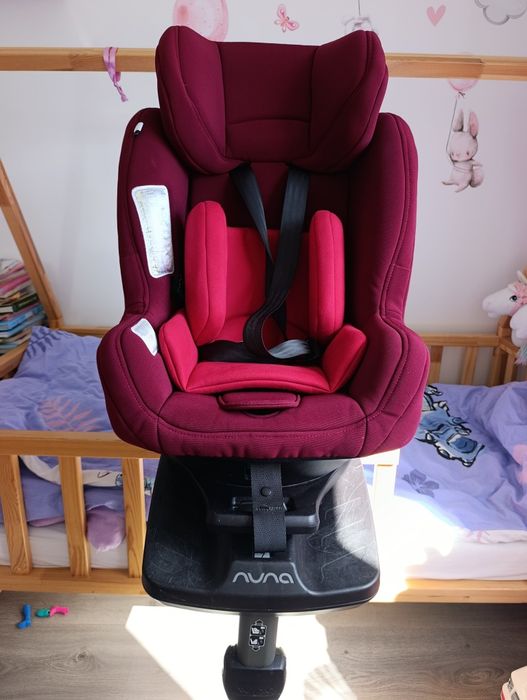 Obrotowy fotelik samochodowy  ISOFIX