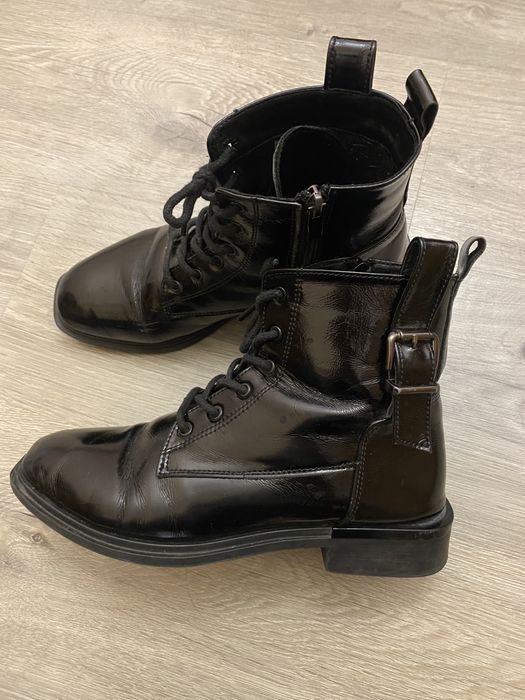 Ботинки осенние