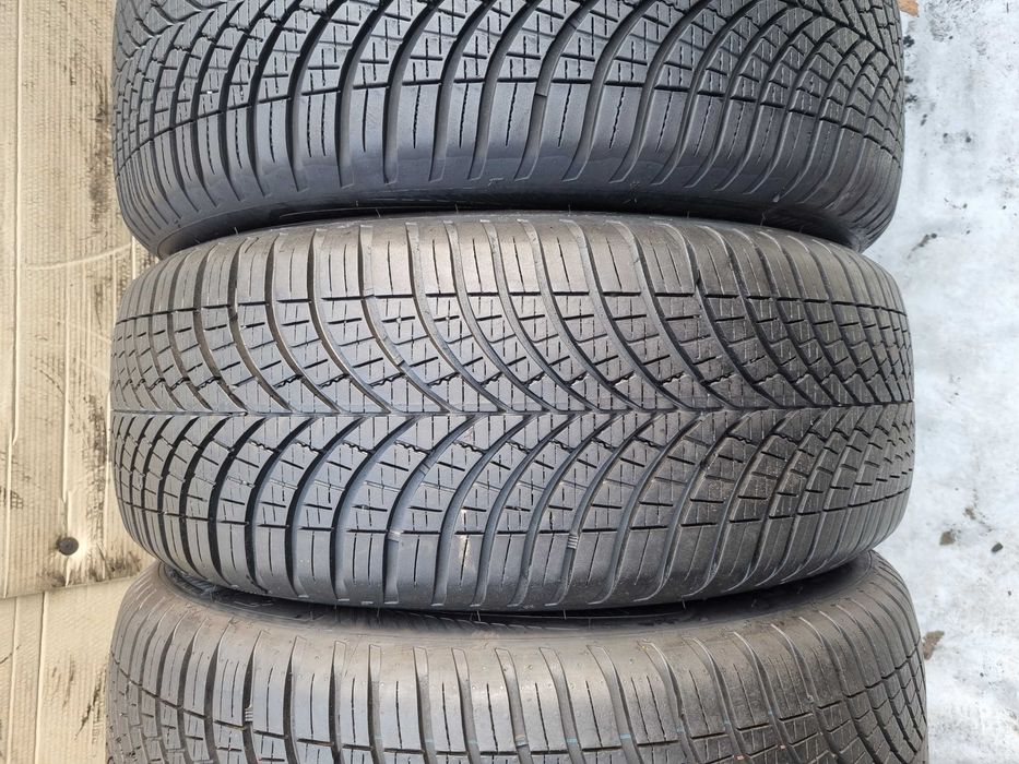 Opony Całoroczne 235/55/18 104V GoodYear Vector Gen-3 SUV Rok 2025