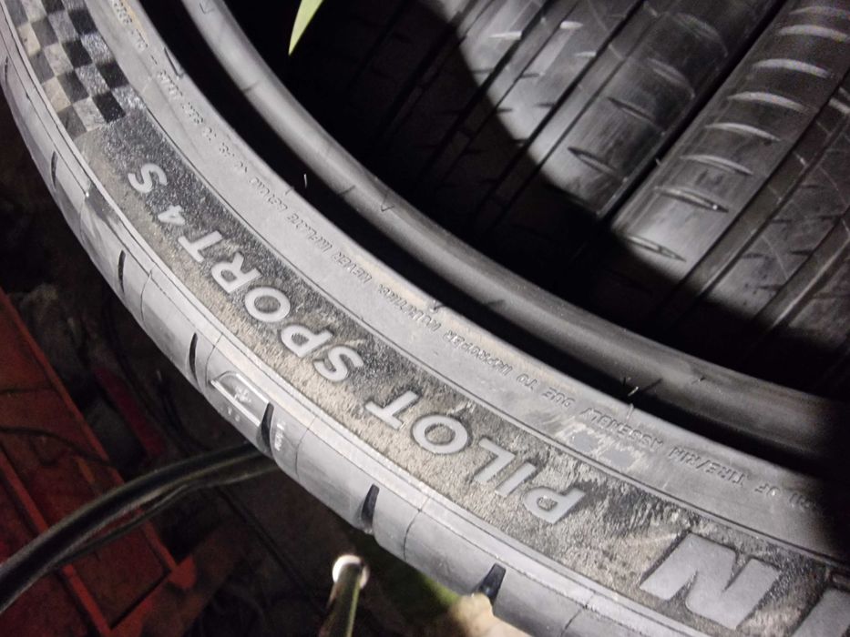 265/35/21  michelin pilot sport Nowe fabrycznie 100% 2szt. z 19r..
