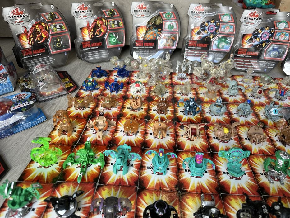 Бакугани оригінальні стан нових Bakugan