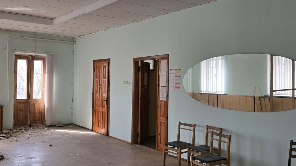 Продаж будівлі 452 м.кв. + 20,7 соток, Коростишів