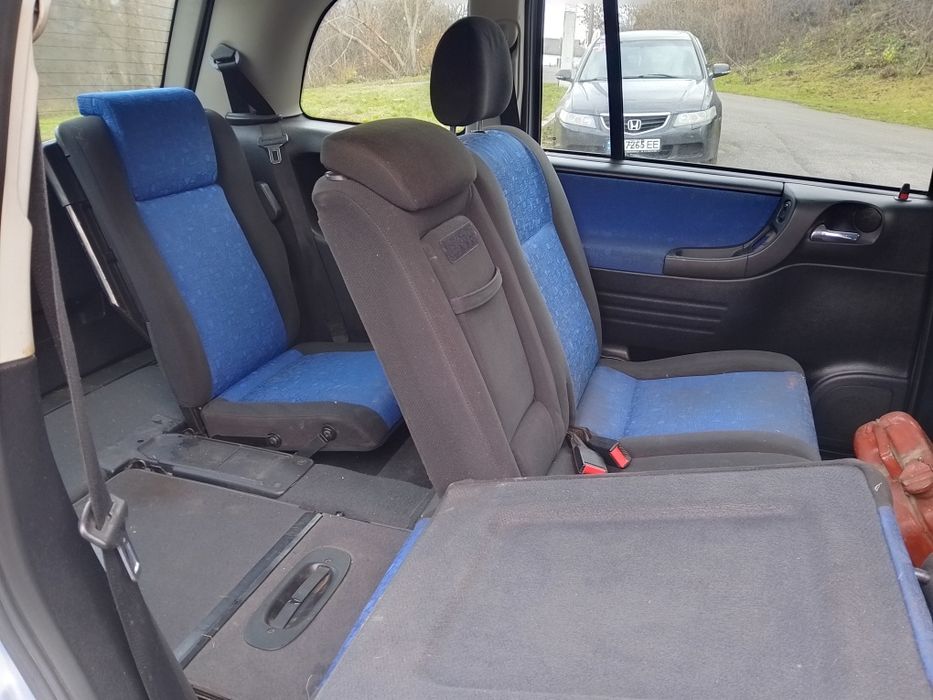 Opel zafira 1.8 бензин 2000 року
