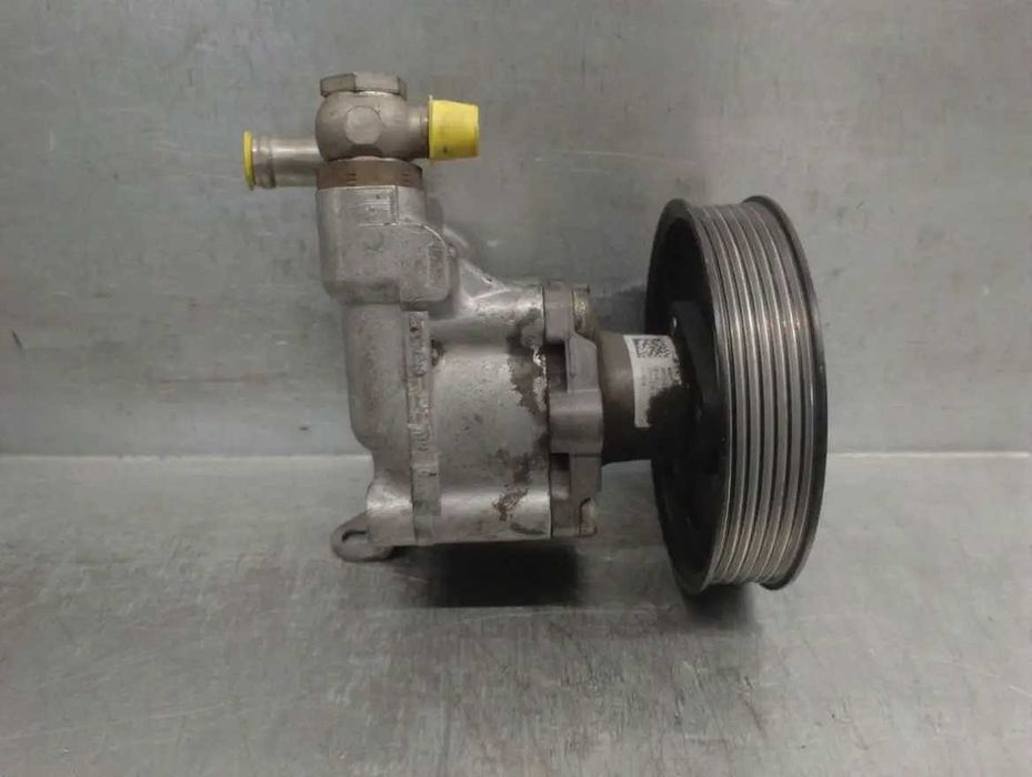 Насос гідропідсилювача керма (ГУР) BMW X3 E83 2.0d 3450592