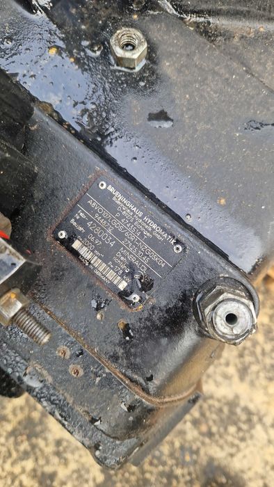 koparka Case 1288 części silnik pompa hydromatik zwolnica gąsienice