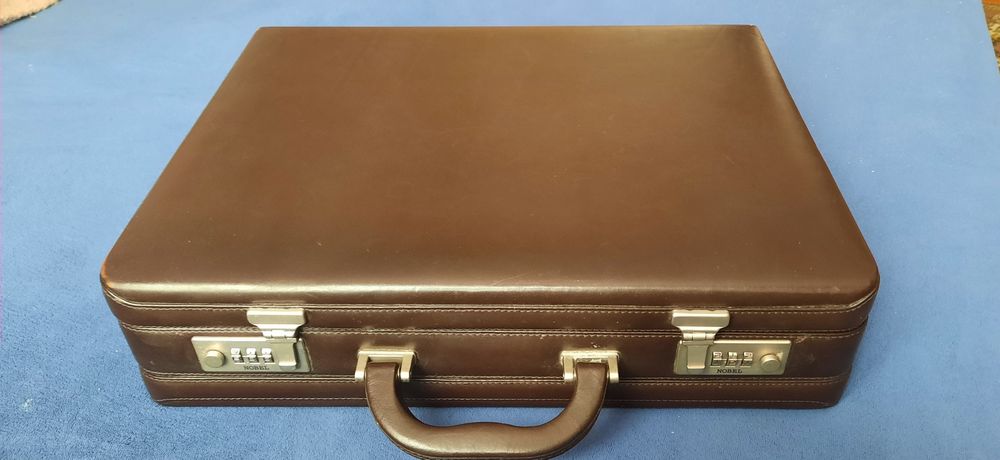Дипломат-чемодан Nobel