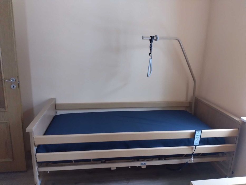 Łóżko rechabilitacyjne , ortopedyczne + materac odleżynowy