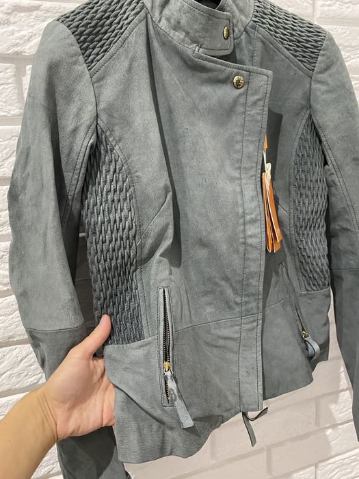 Hugo Boss кожаная демисезонная курточка оригинал