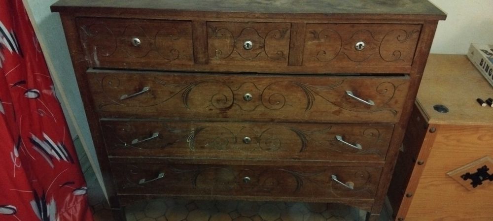 Moveis diversos a baixo preço e alguns oferecidos urgente