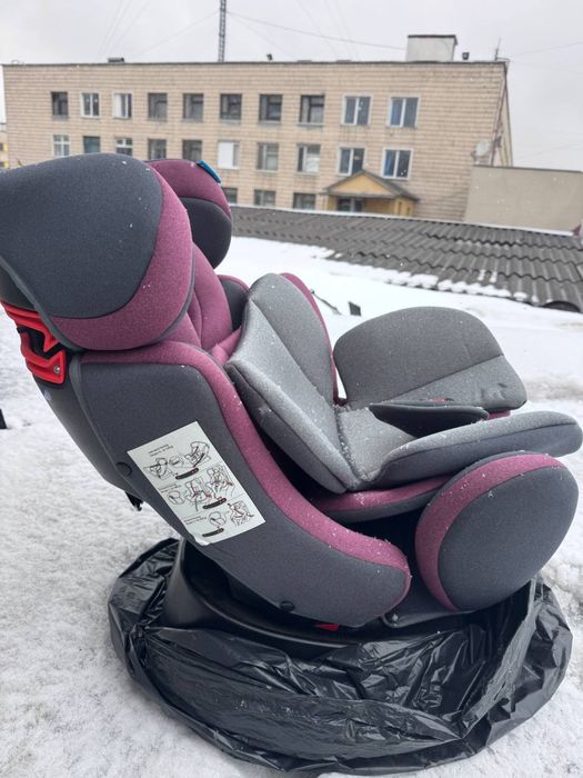 Дитяче автокрісло Bambi
