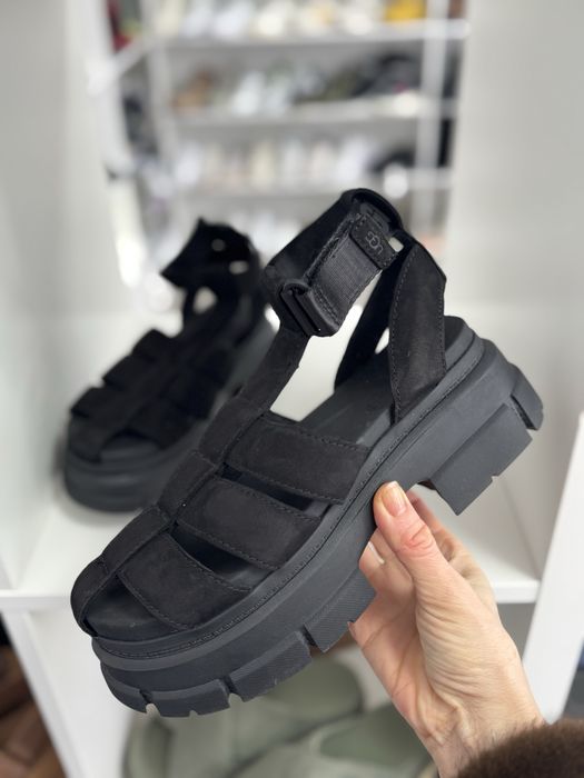 Сандалі босоніжки UGG ASHTON  38 ( 24) оригінал нові