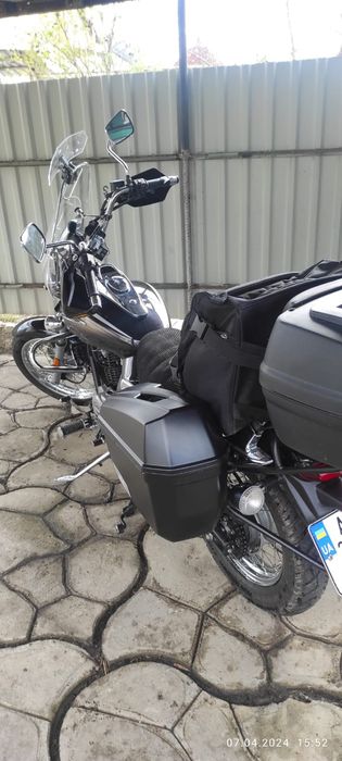 Баджадж Авенжер Круїз 220