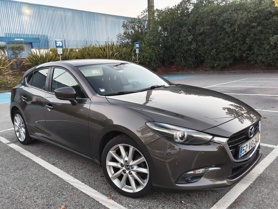 Mazda 3 1.5 Sky-D Evolve HS Navi