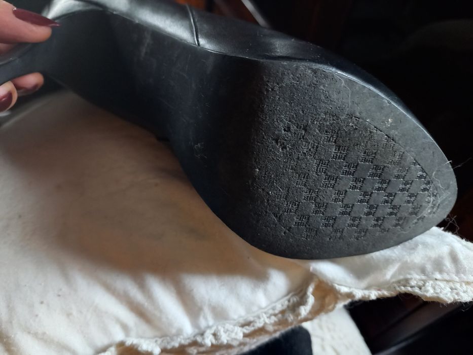 Botki Kazar r.38 na platformie skórą naturalna