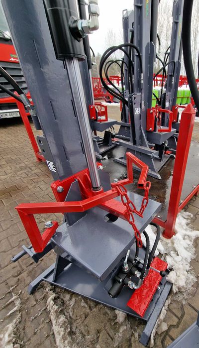 Łuparka rębak ogrodowy do drzewa hydrauliczna 20t