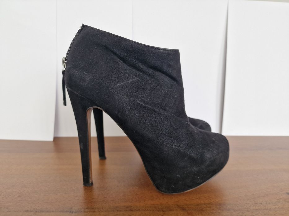 Buty Szpilki stravidarius 37