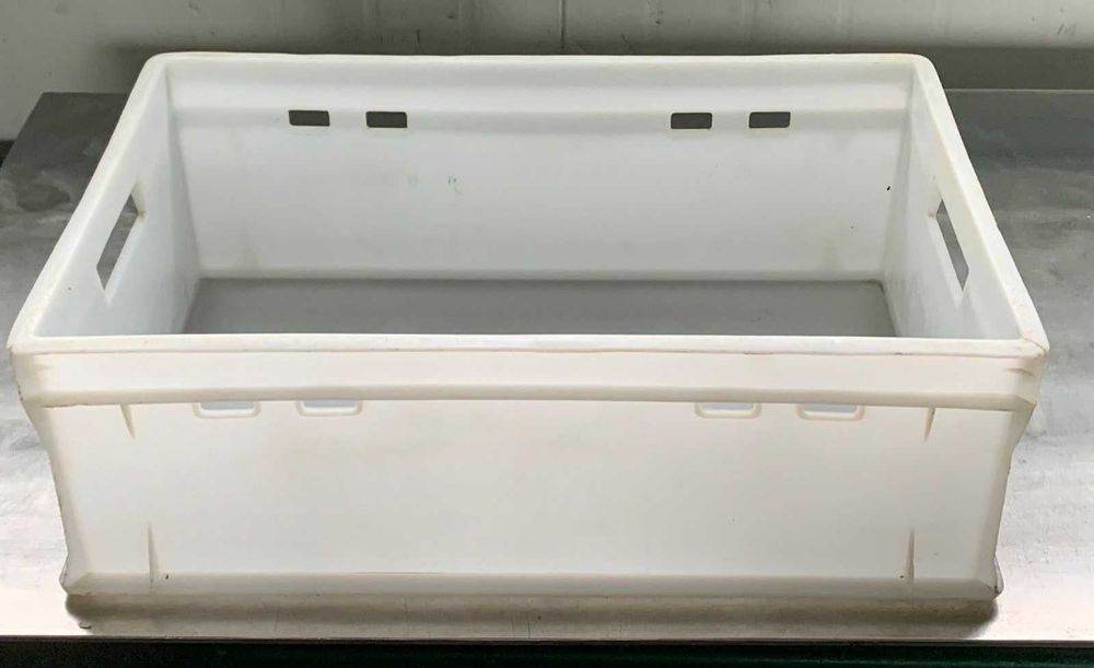 Ящик пластиковий білий 600*400*200
