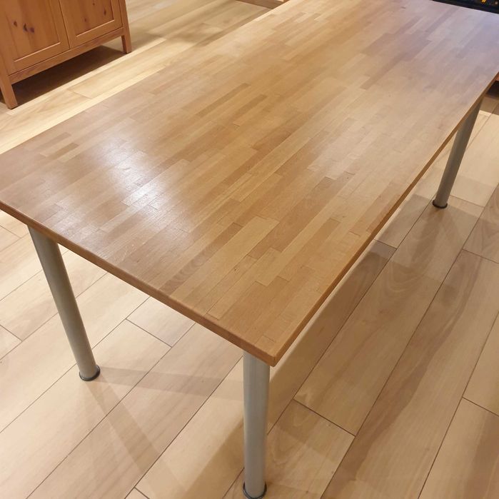 Stół  IKEA 155x75 blat z drewna klejonego.