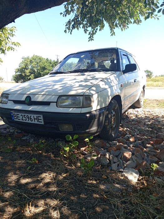 авто шкода феліція