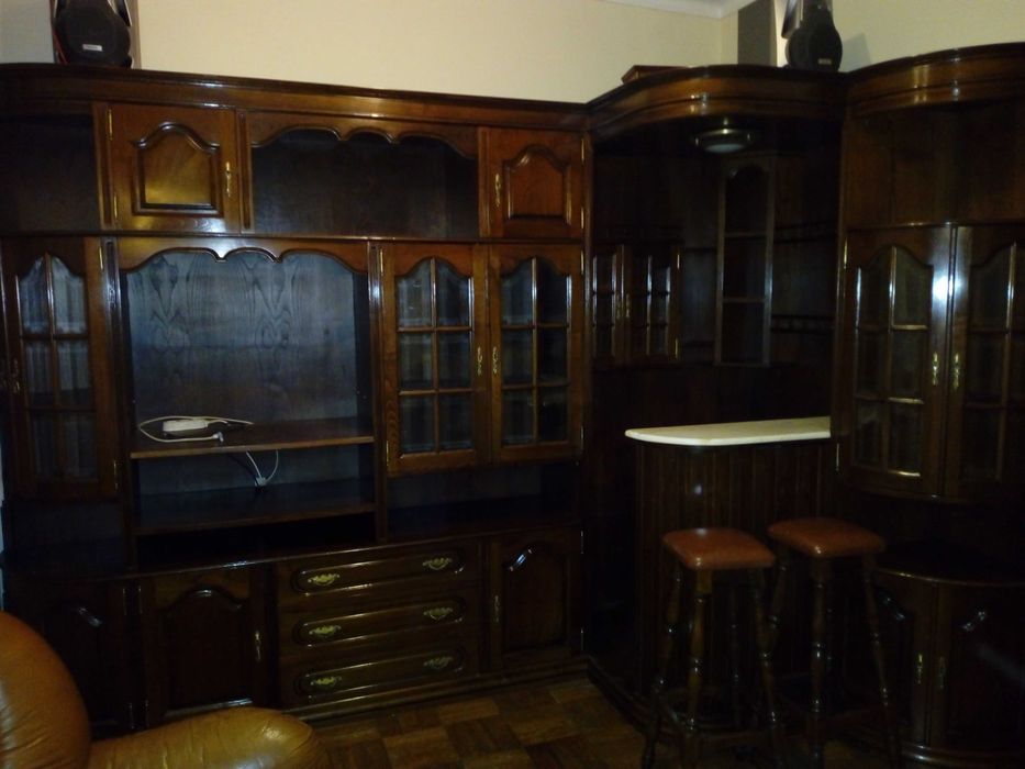 Móvel de sala com bar