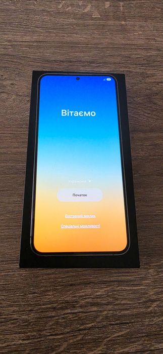 Продам Samsung s23 plus 8 на 256gb