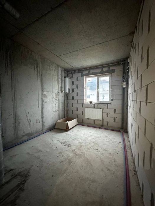 Вигідна ціна , новий будинок , дуже гарна локація !