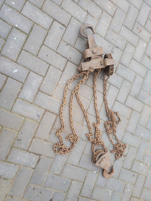 Sprzedam wyciąg łańcuchowy