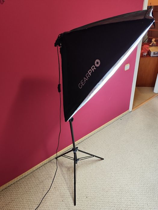Lampa soft box studyjna do zdjęć fotografii jak nowa 150 w 50 x 70 cm