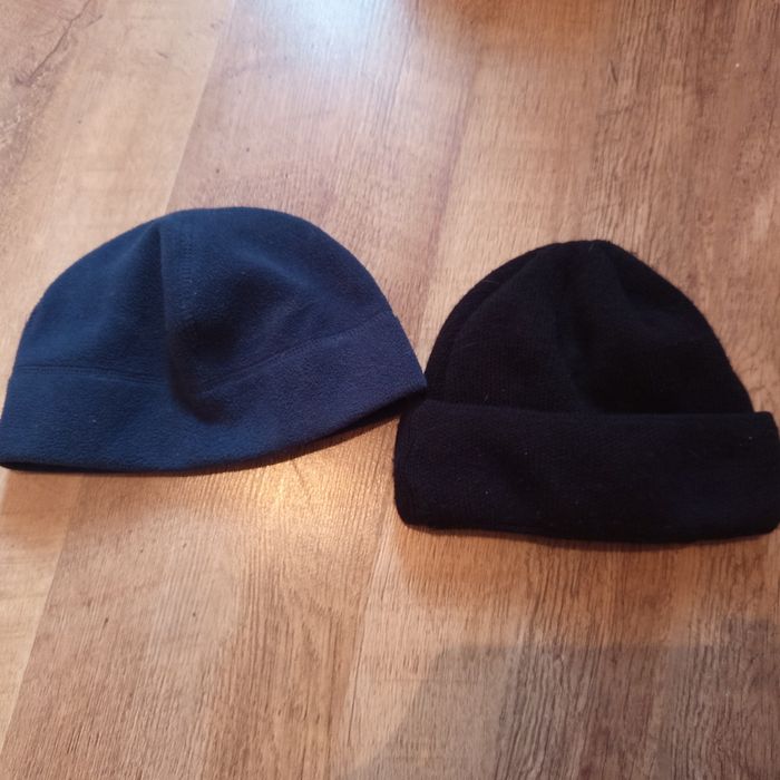 Шапки теплые разные, перчатки