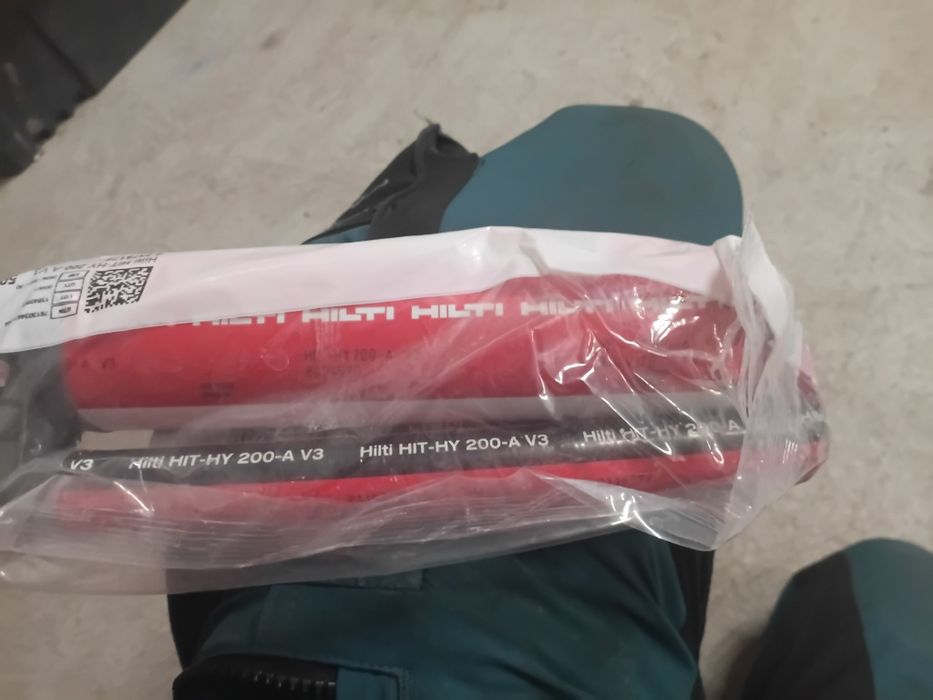 Kotwa chemiczna Hilti 200