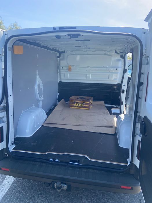 Renault Trafic 2021 III покоління (2nd FL)  •  2.0 dCi MT (150 к.с.) L2H1  •  Advance