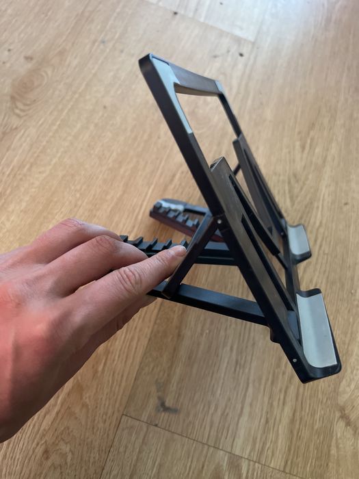 Підставка для планшета, ноутбука книг