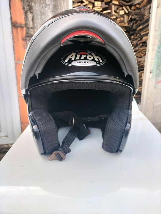 Capacete usado 6 vezes por mulher