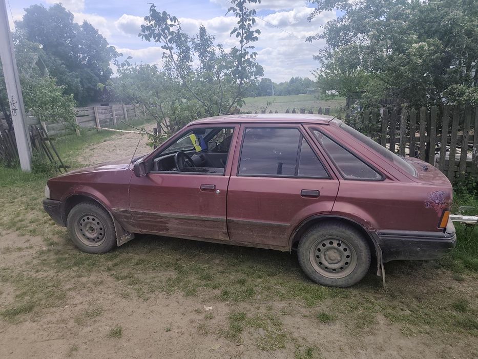 Продам Форд ескорт 1.4