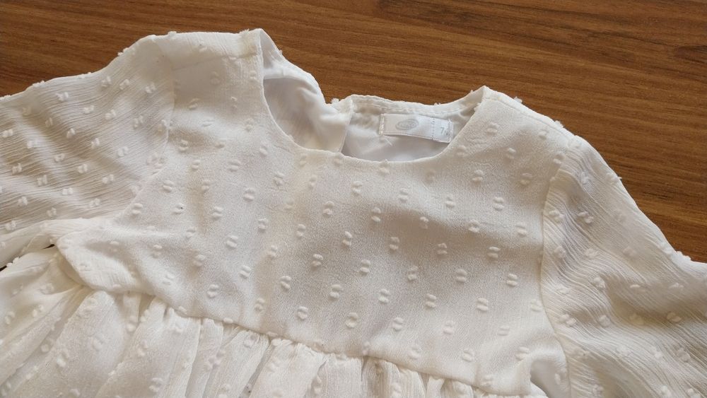 sukienka biała na chrzest z dlugim rękawem, rozmiar 74