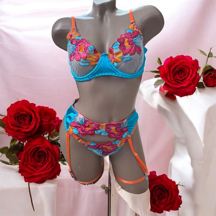 VICTORIA'S SECRET Dream Angels Wicked кружевное белье балконет