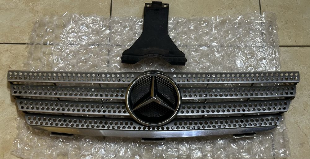 Grelha Mercedes Sportcoupe 2001 a 2008