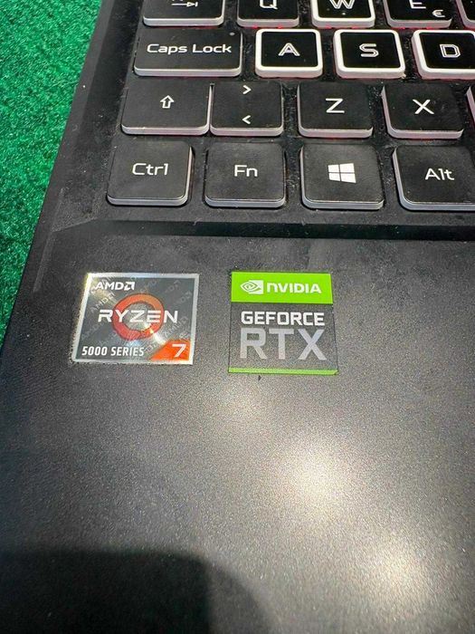 Acer Nitro5 R7 5800H, RTX 3070, 16GB Ram, 1TB M.2