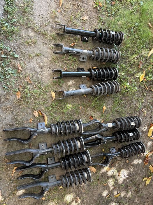 Стійка амортизатор в зборі Tesla Y Tesla 3 AWD RWD