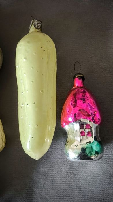 Новогодние игрушки,игрушки для ёлки старинные 8шт