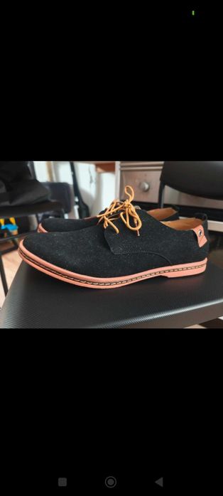 Sapatos camurça pretos