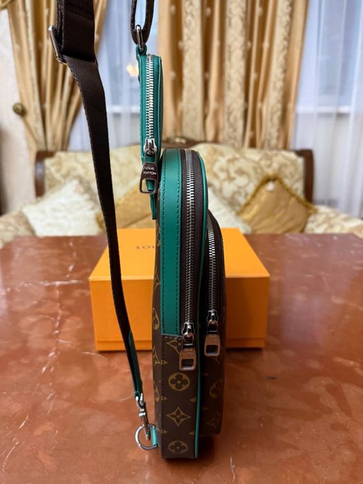 Слингбек Louis Vuitton